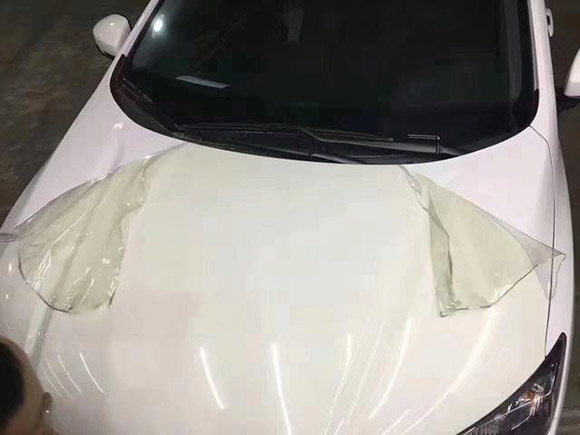 哪些因素導(dǎo)致了隱形車衣傷車漆？ 